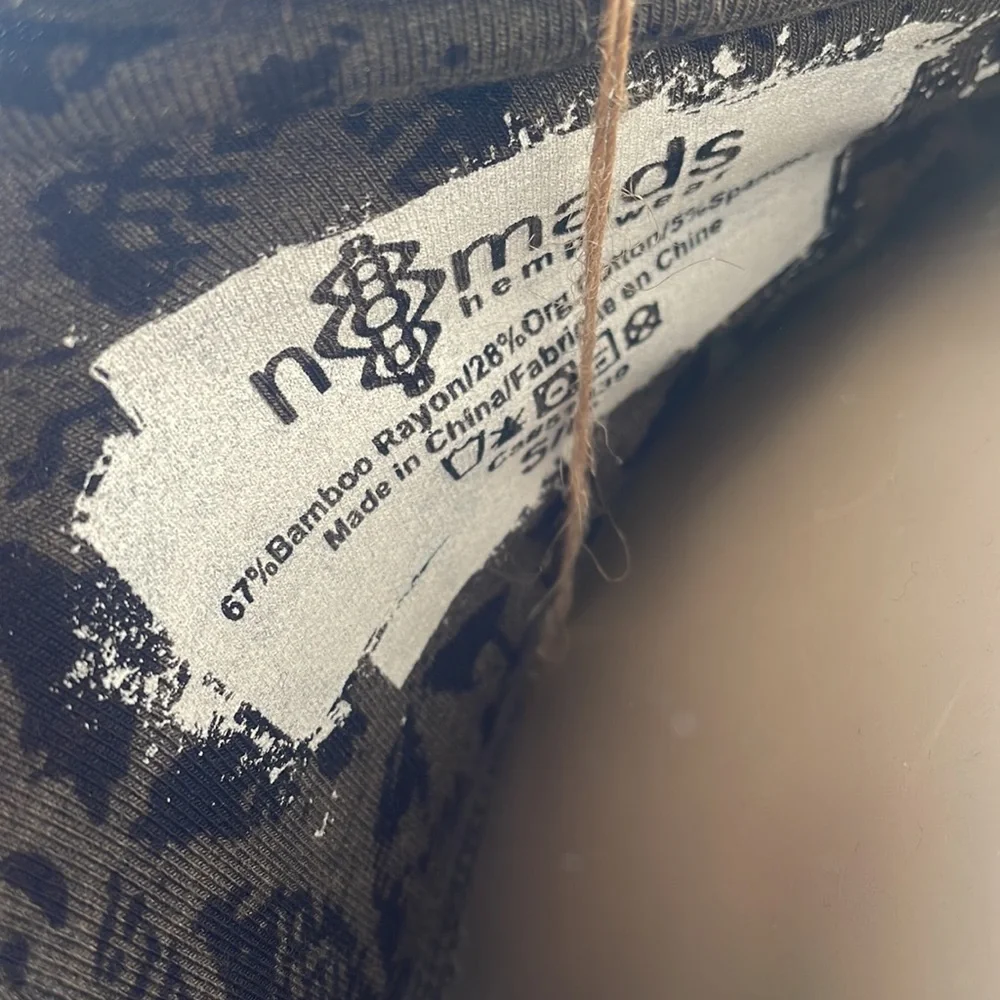 Nomads Hempwear / size small olive green with black pattern NWT - Picture 4 of 4